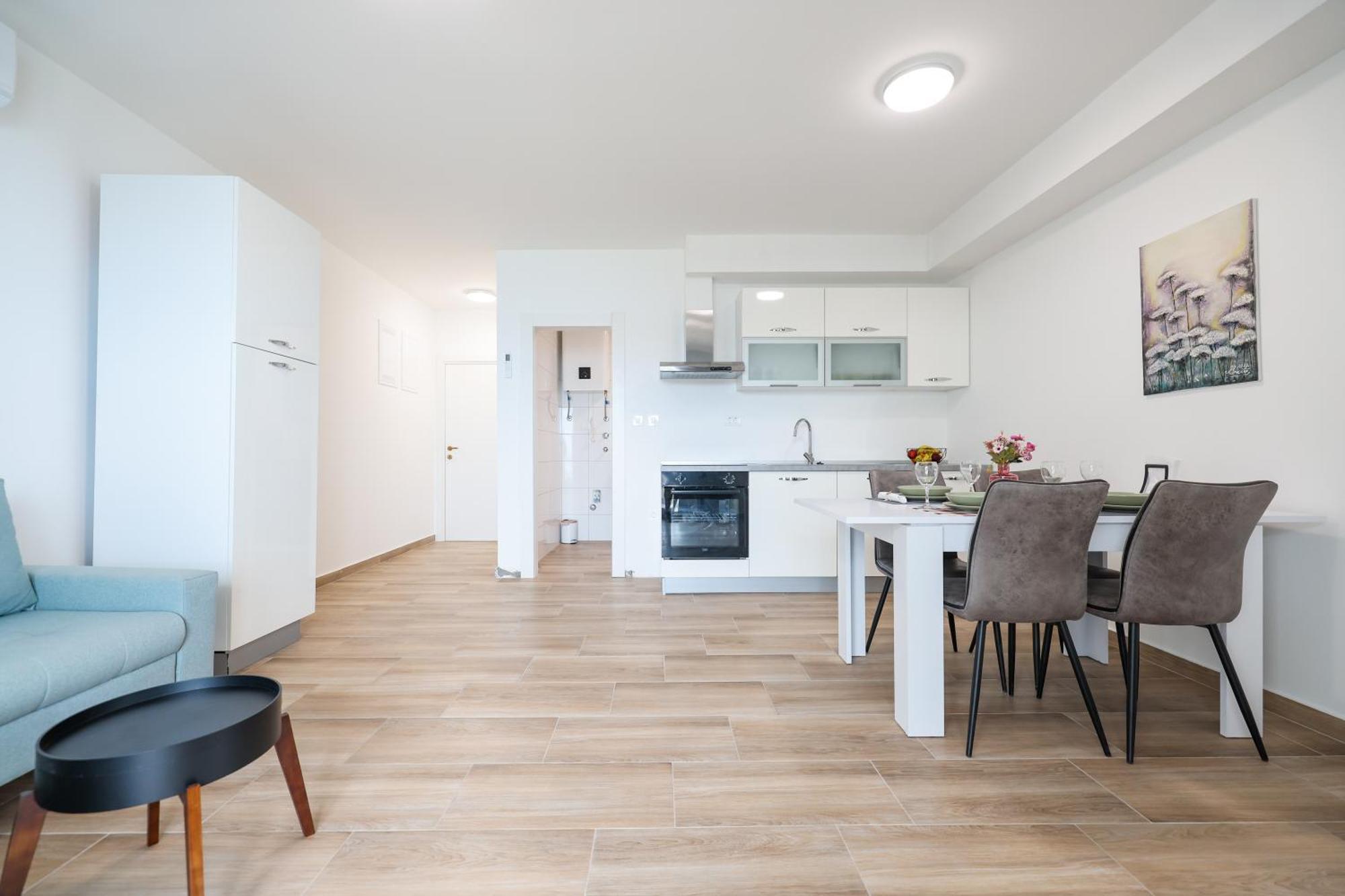Beachfront Apartments Tic With Seaview Miletici Exterior foto