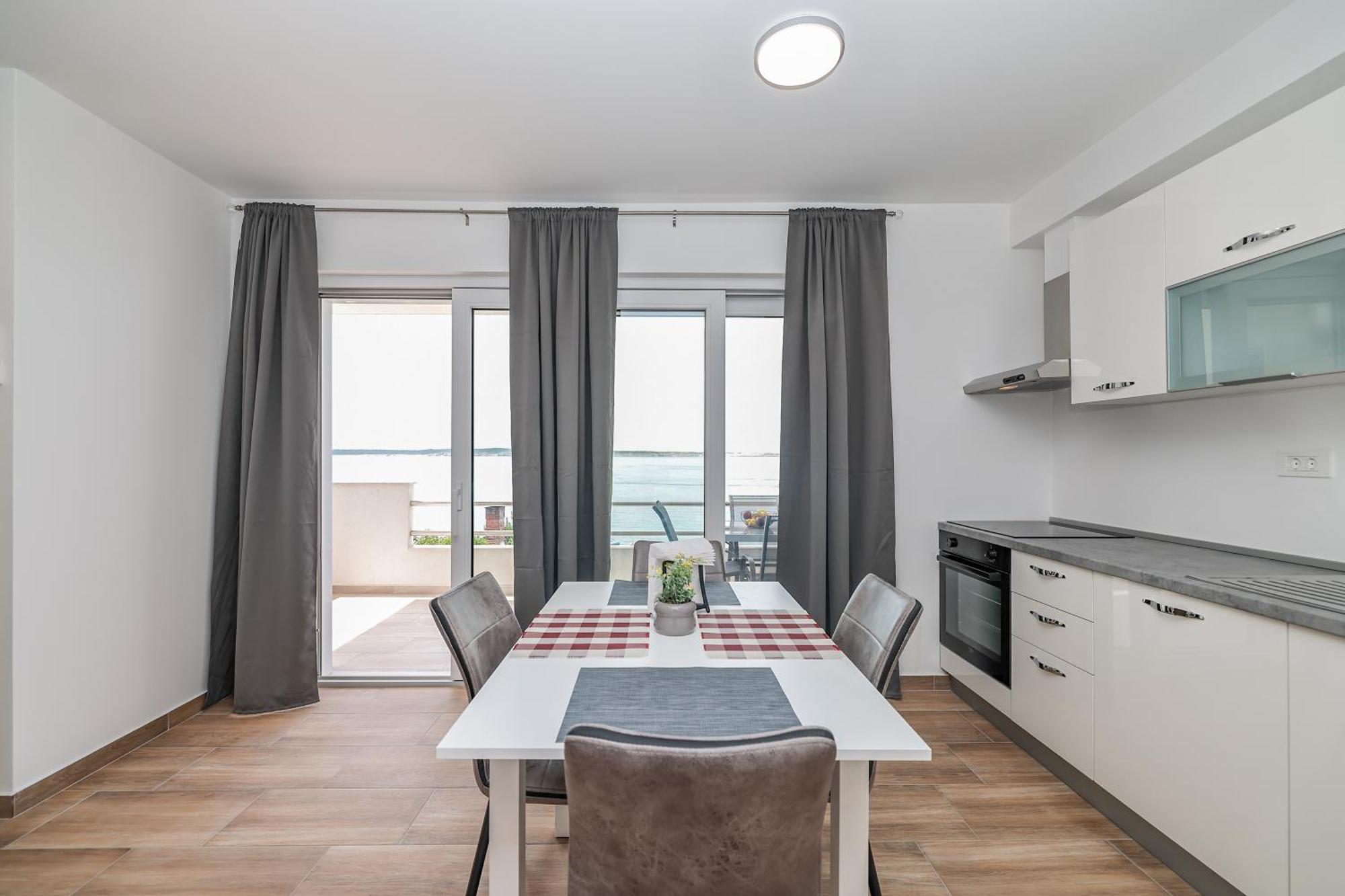Beachfront Apartments Tic With Seaview Miletici Exterior foto